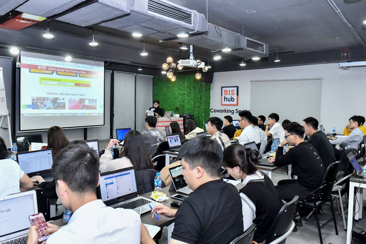 Lớp học Khóa K58